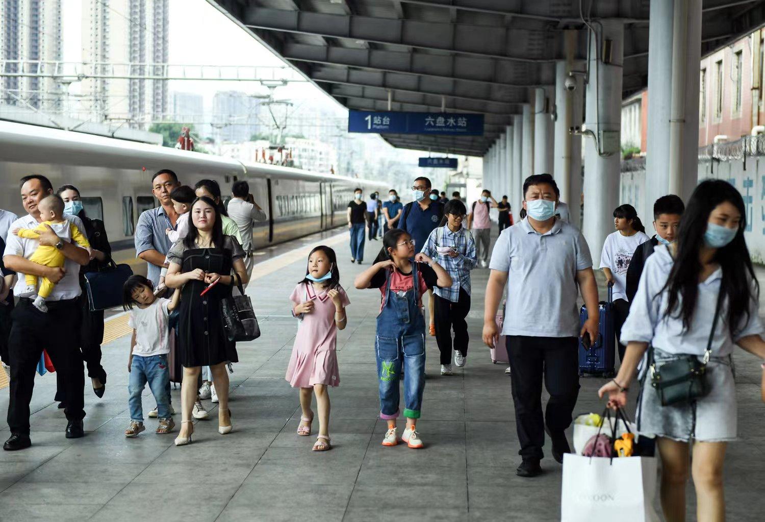 高铁新线路开通，区域经济发展的强大助推引擎