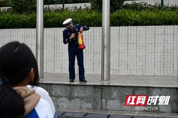 家庭保险，提高火灾防范意识的关键策略